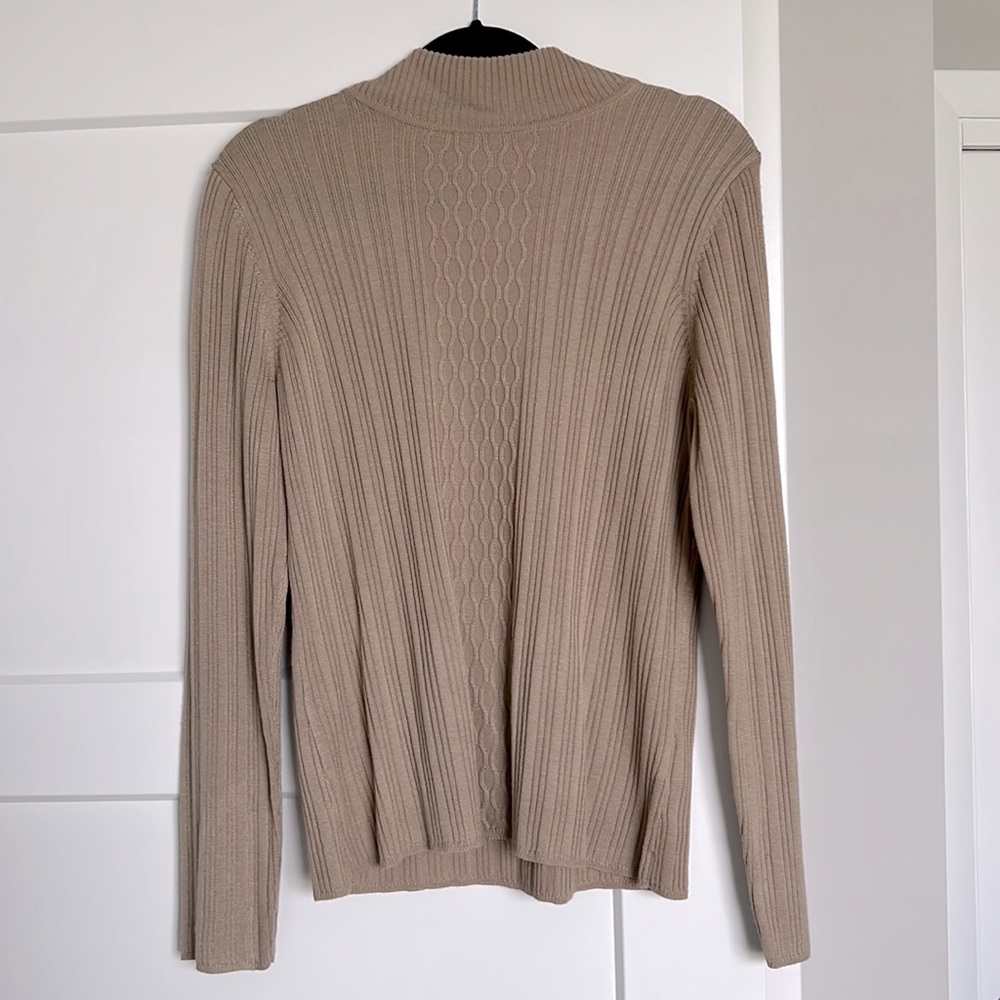 Tan/beige knit sweater